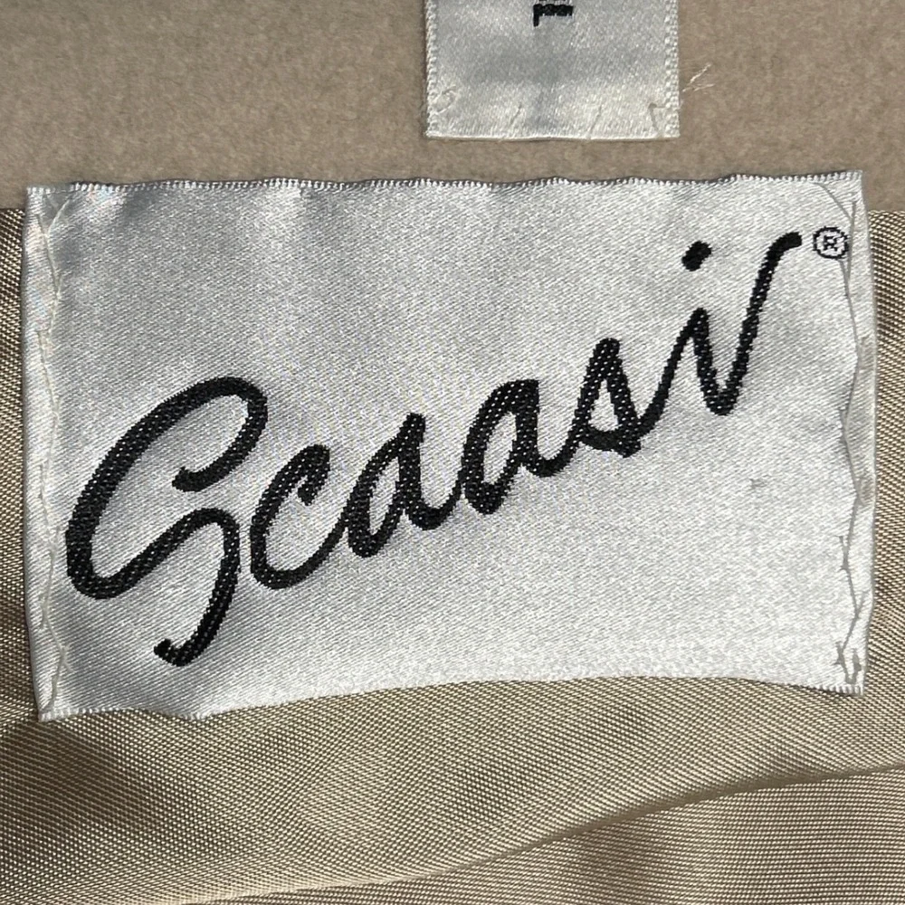 VTG Arnold Scaasi Merino Wool Coat Beige Women's VTG Size 12  (current Sz 8) EUC